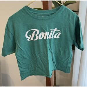 Modern Lux sz. XS green “ Bonita” crop tee. Cute, comfortable